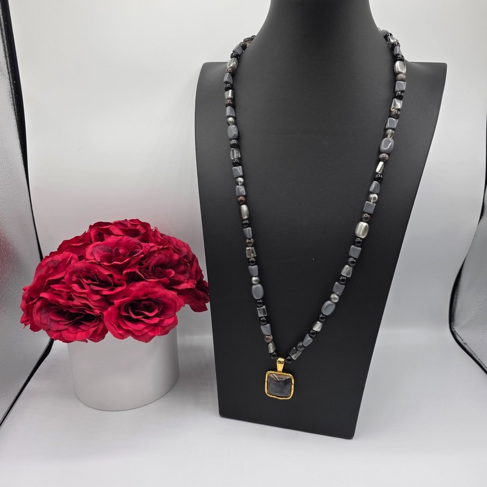 Vintage Worthington Gold Tone Black Gray Beaded Chain Necklace Glass Pendant 32"